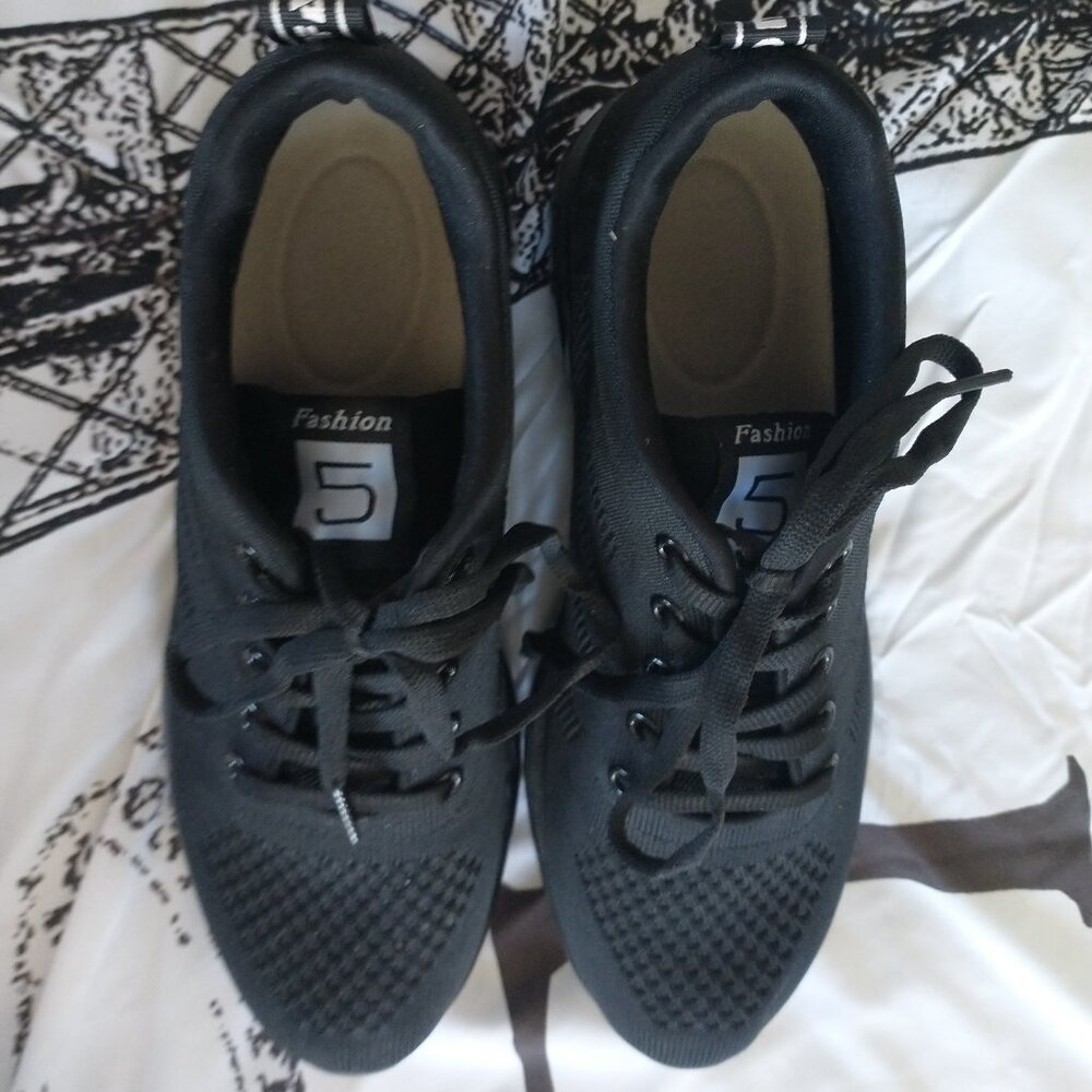 Running shoe